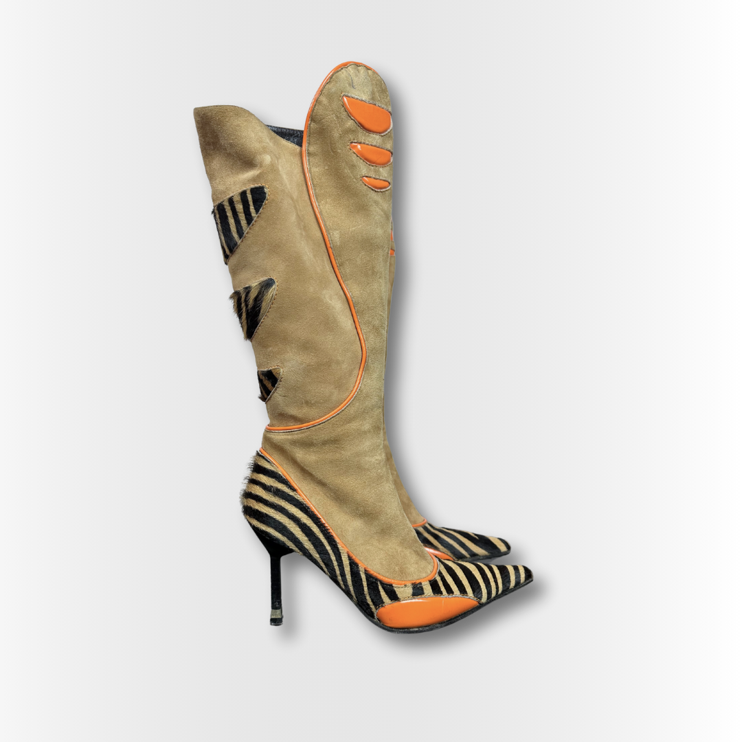 Tiger boot
