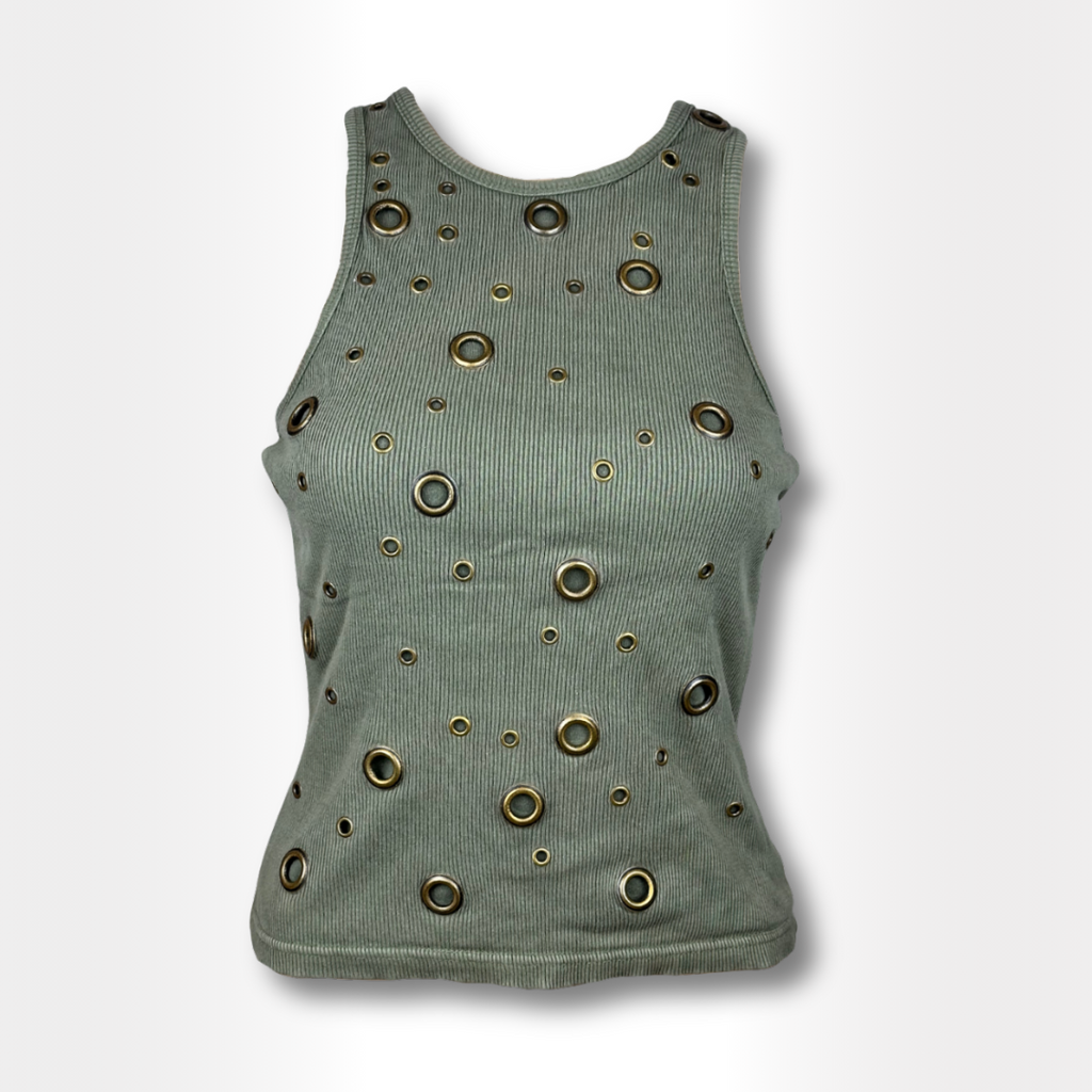 Eyelet Tank