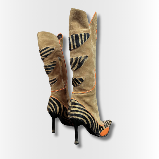 Tiger boot